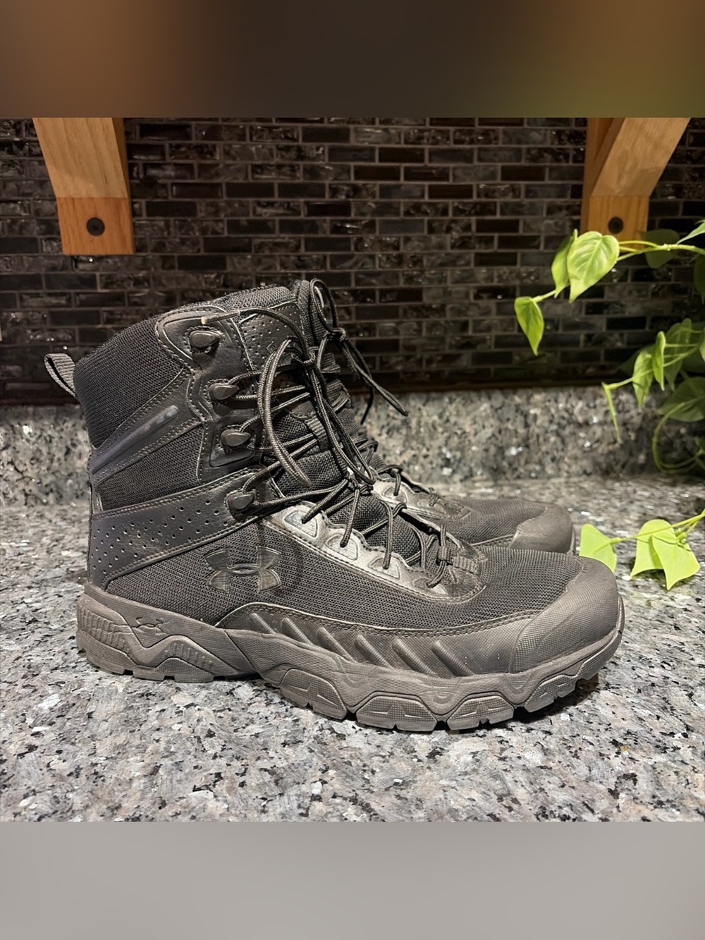 Under Armour Valsetz 2.0 Black Tactical Combat Boots 1296756-001 Men's Size 11